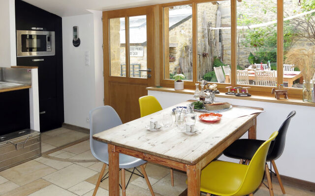 Holiday Home La Demeure de Tumiac (RHU357)