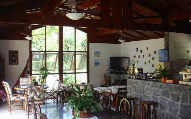 Casa Grande - 4 Suítes - Pier - Internet fibra 100MB