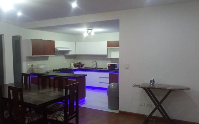 Flores Apartment - Torre Esteban 488