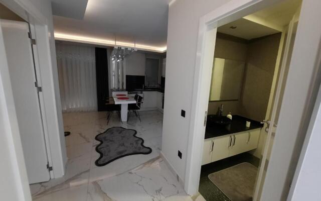 Luxuzni apartman u Alanya 20m od mora