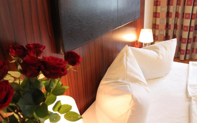 City Hotel Mercator