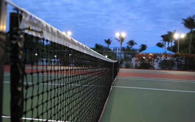 Ocean Pointe Suites at Key Largo