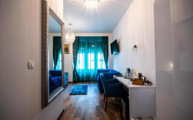 Center Luxury Rooms 1