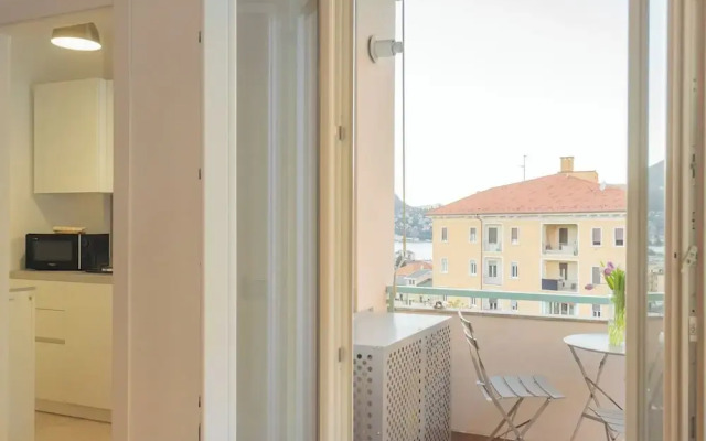 White Lake View Apartment