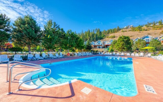 La Casa Lakeside Resort