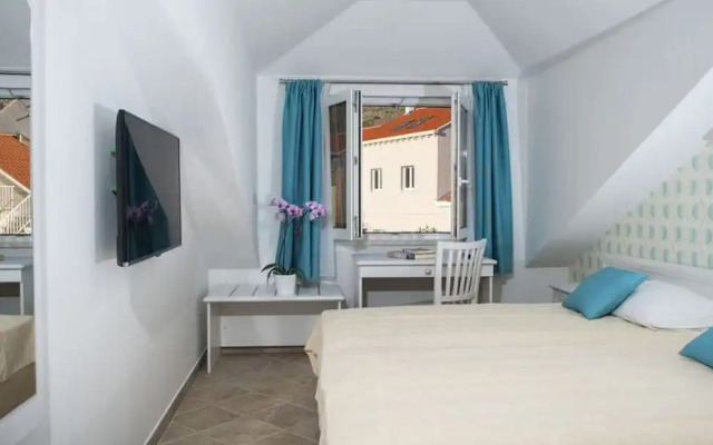 Apartments Dubčić