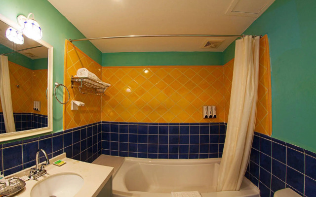 Michael's Inn & Suites