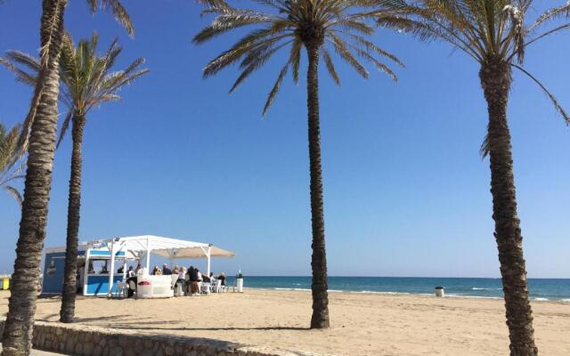 Nice apartment 80 meters from the beach