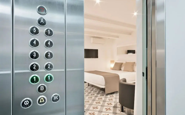 Uma Suites Sagrada Familia