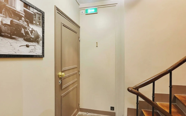 Modern Apartment & Terrace - 2br/6p - Near Nation