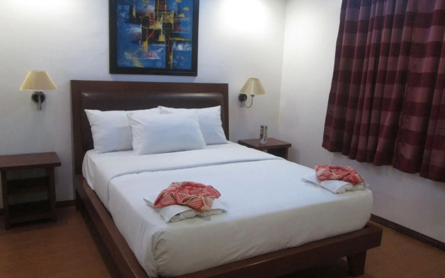 Giulius Boracay Italian Resort