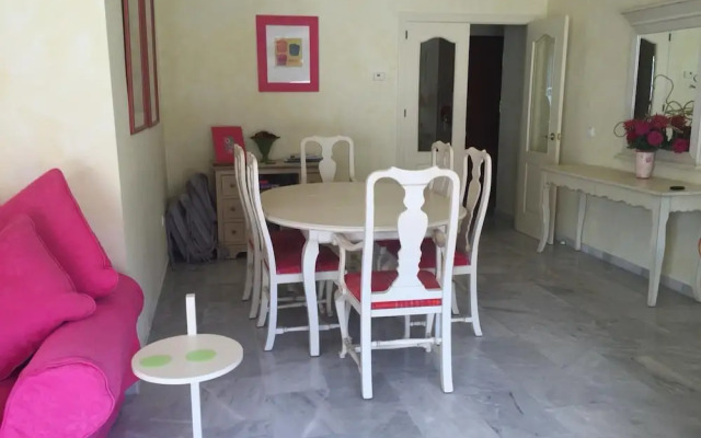 Beautiful 4 Bedroom Duplex Apartment