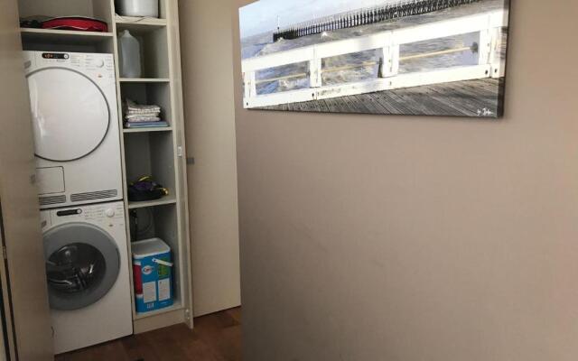 Long Beach Ii appartement aan zeedijk met sauna