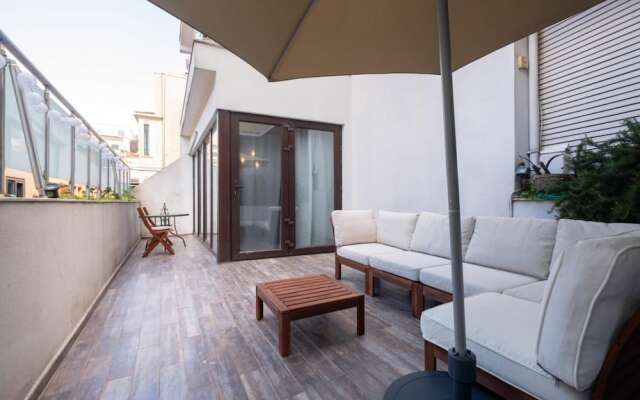 Missafir Flat With Terrace Near Istiklal Street