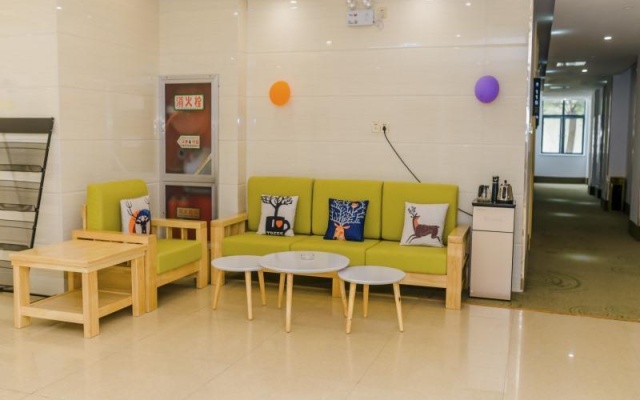 GreenTree Inn Suzhou Zhangjiagang City Jingang Town – Hotel Rooms – Suzhou