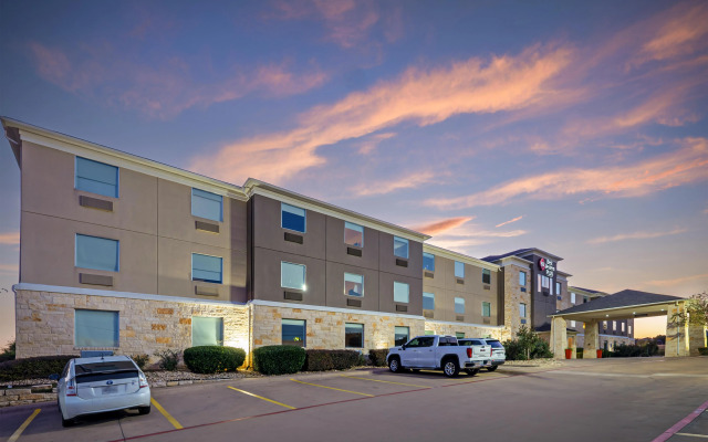 Best Western Plus Killeen/Fort Cavazos Hotel & Suites