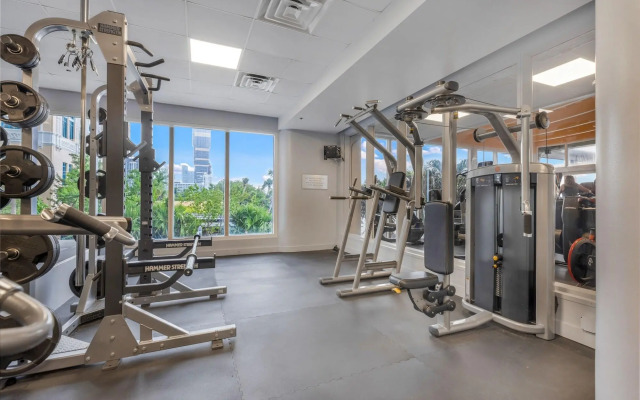 Bayfront Gem With Balcony and Pool