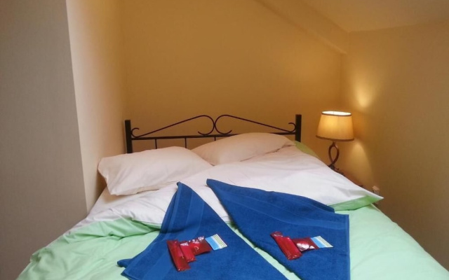 Center Park Apartment