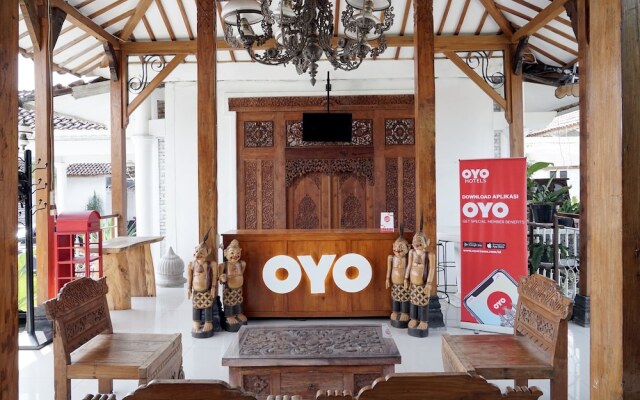 OYO 749 Omah Putih