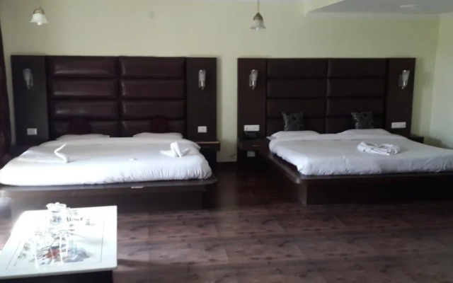 Naqash Residency