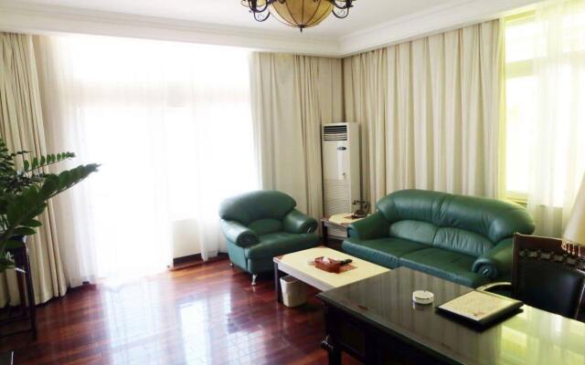 Linda Seaview Hotel