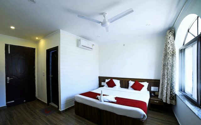 Hotel Vedas Tapovan