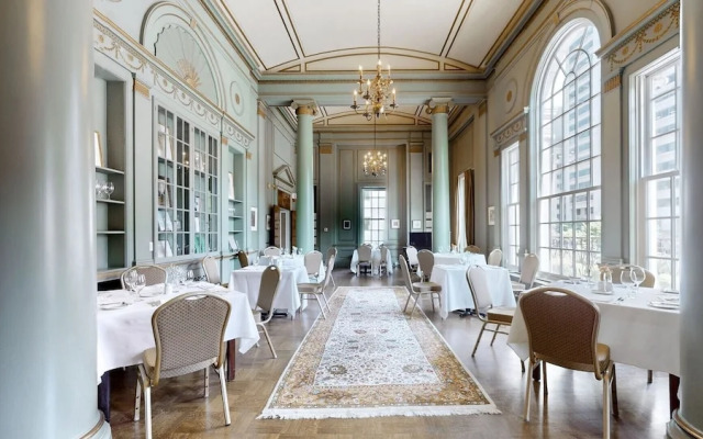 The University Club of Toronto