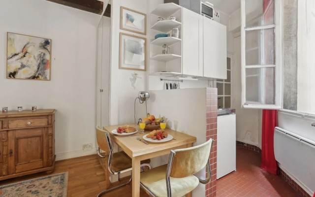 Chic 1BR by Châtelet & Louvre
