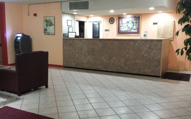 Country Hearth Inn & Suites Hotels