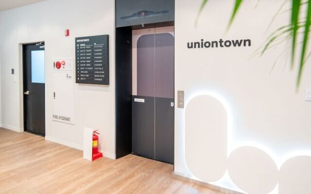 Upflo House Dangsan - All you can enjoy