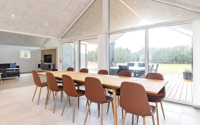 10 Person Holiday Home in Jerup