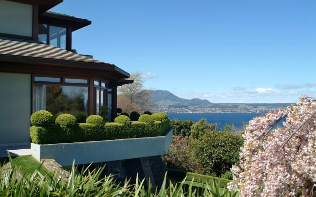 Lake Taupo Lodge
