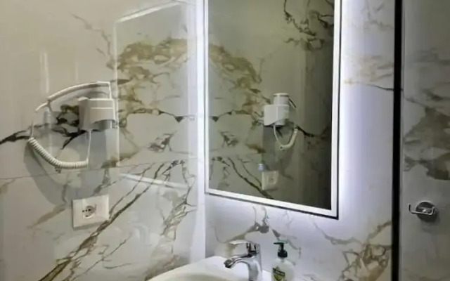 Blue Studios By Comfort Suites