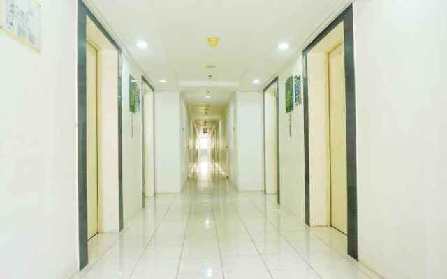 Capital O 92099 A99 Property