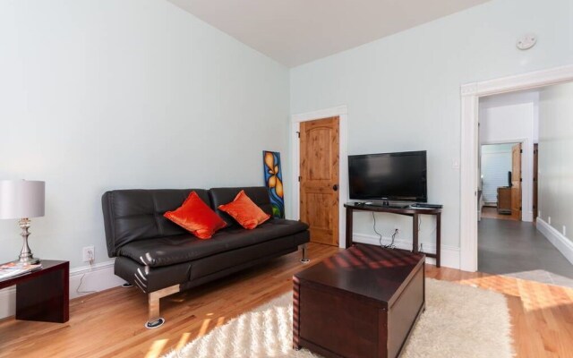 Stunning 1 Bedroom Flat