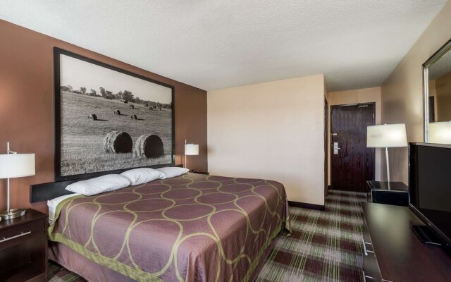 Super 8 Campbellsville KY