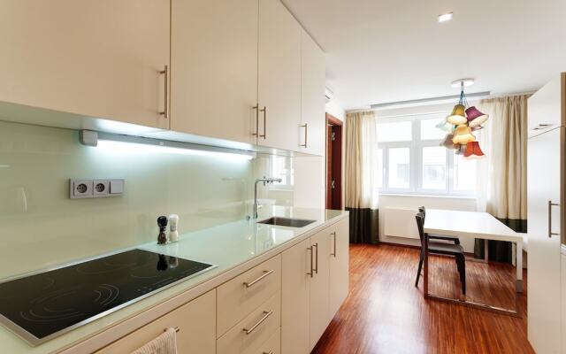 EMPIRENT River Apartments