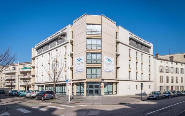 Nemea Appart Hotel Home Suite Nancy Centre
