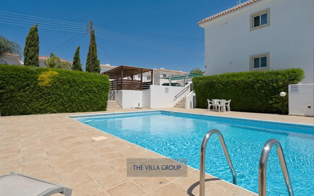 Thea Vista Apartment