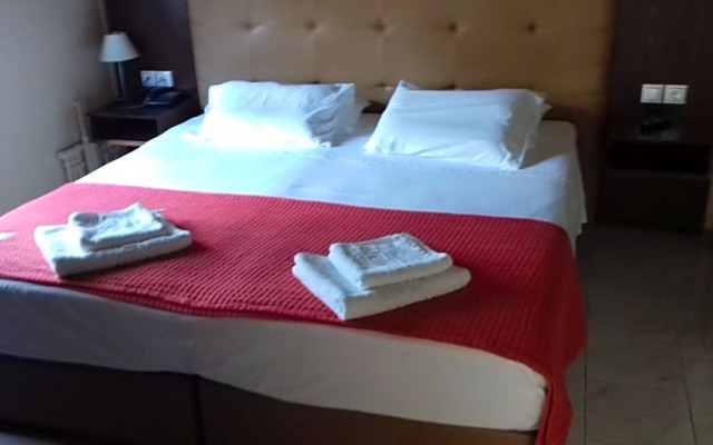 Parthenon Hotel