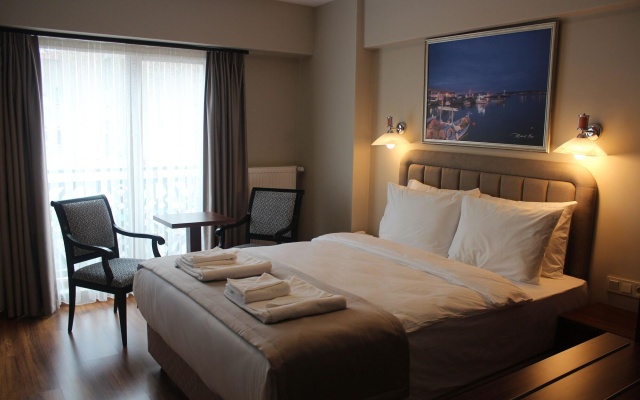 Armida City Hotel