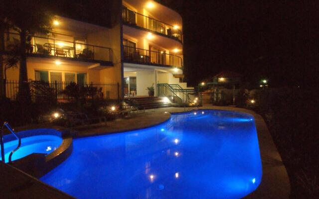 The Esplanade Riverview Holiday Apartments
