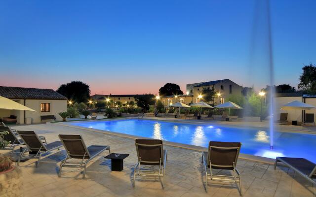 Artemisia Resort
