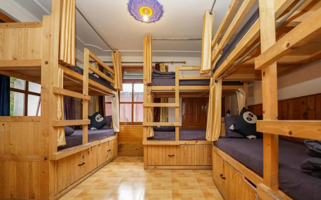 One Light Hostel