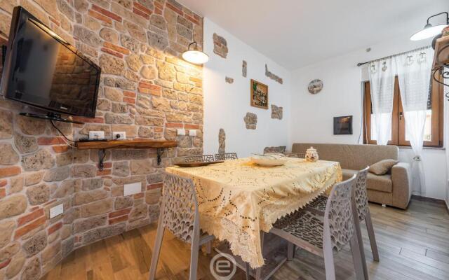 Mary's House - WiFi & Private Parking