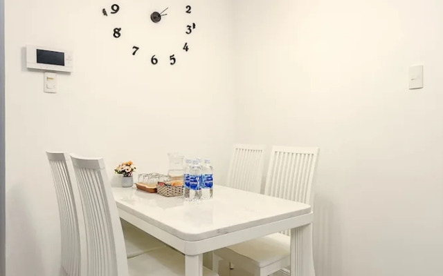 Salalem Monarchy Apartment Han Riverside