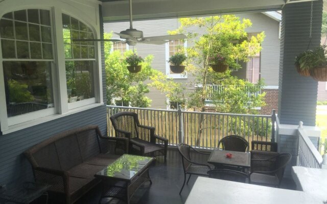 NOLA Grand Canal Hotel