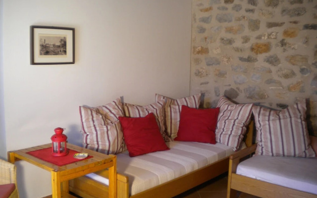 Arcadian Stone House For You
