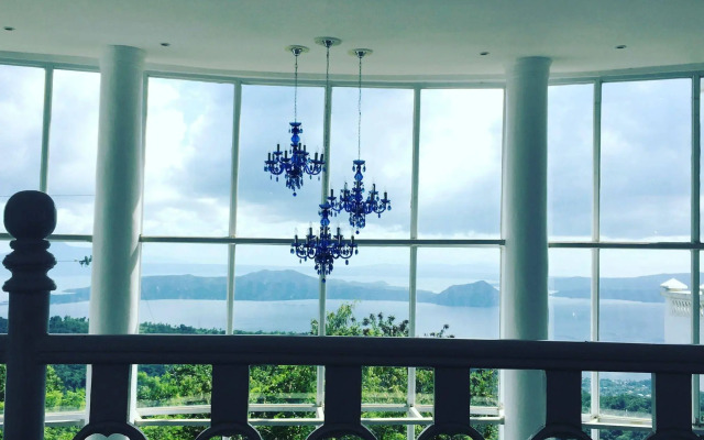 Costiera Fermiliana Tagaytay