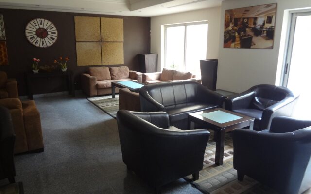 Tamrah Suites Hotel